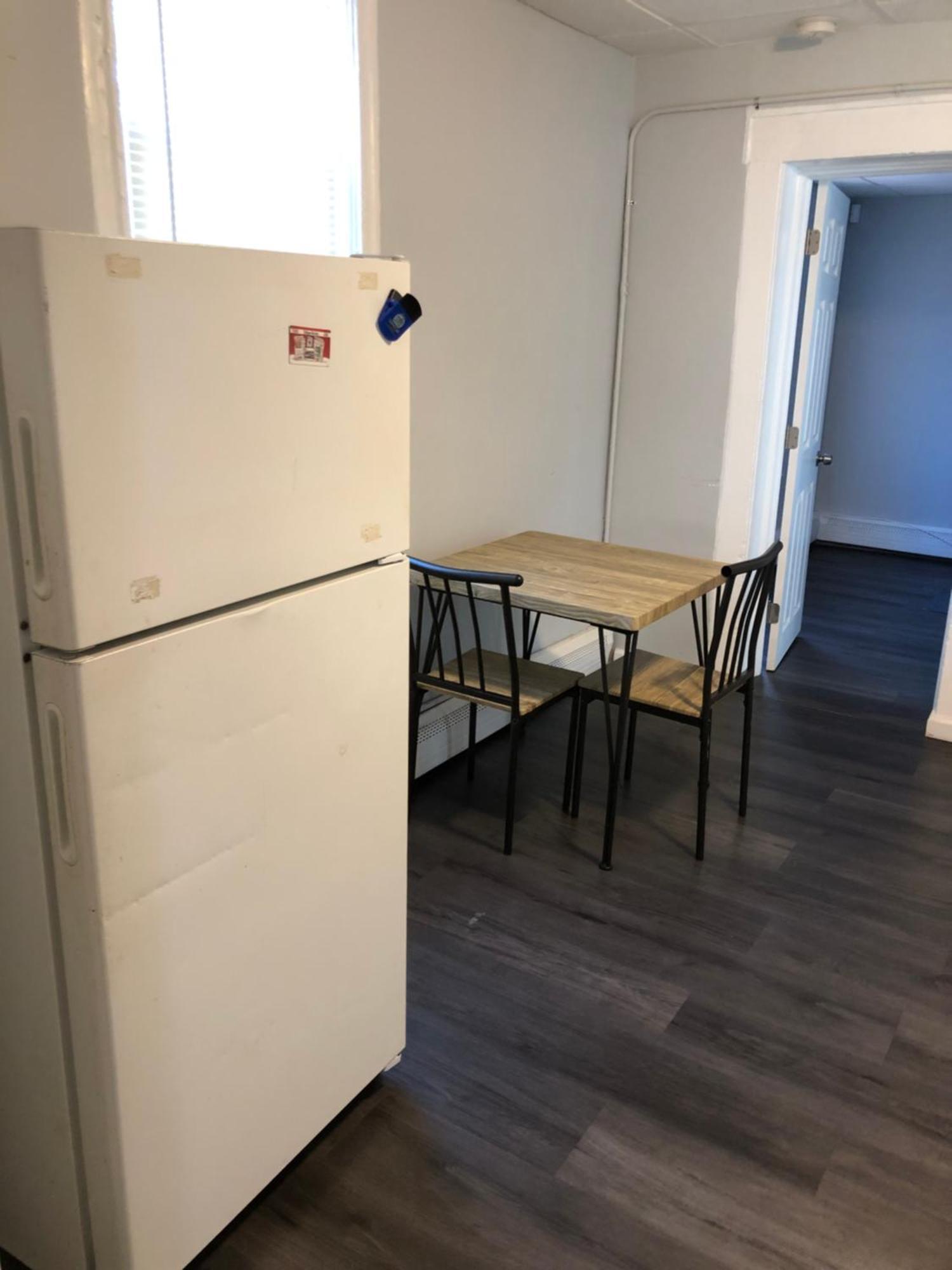 Private 2-Bedroom With Free Parking And Direct Bus To Nyc Manhattan Only 2 Blocks Away Linden Extérieur photo