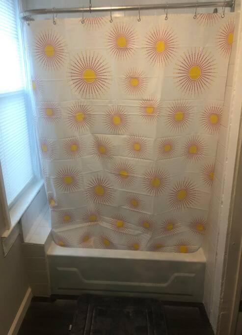 Private 2-Bedroom With Free Parking And Direct Bus To Nyc Manhattan Only 2 Blocks Away Linden Extérieur photo